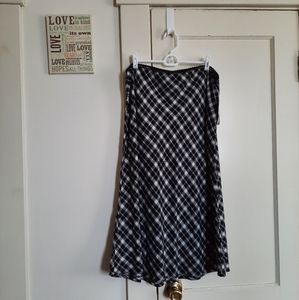 wild fable Midi Skirt, black and white Plaid, size XL